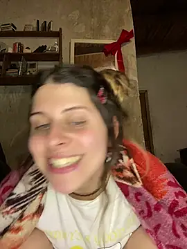 Snapshot of FlorBich chatting on August 7, 2026, 9:39 pm FlorBich online show from August 7, 2026, 9:39 pm