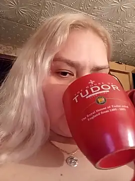 Snapshot of Minna_Jeannie chatting on September 18, 2025, 2:35 am Minna Jeannie online show from September 18, 2025, 2:35 am