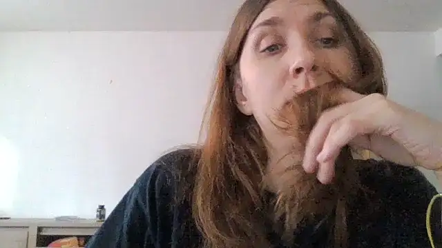 JasmineGlamour online show from April 8, 2026, 5:24 pm