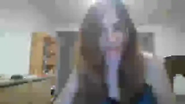 JasmineGlamour online show from May 19, 2026, 2:29 am