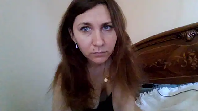 Snapshot of JasmineGlamour chatting on June 24, 2026, 2:16 pm JasmineGlamour online show from June 24, 2026, 2:16 pm
