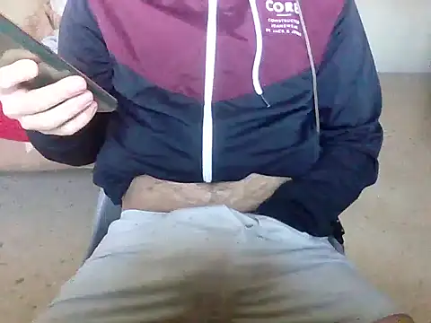 Snapshot of CummedCock chatting on February 5, 2025, 11:55 am CummedCock online show from February 5, 2025, 11:55 am