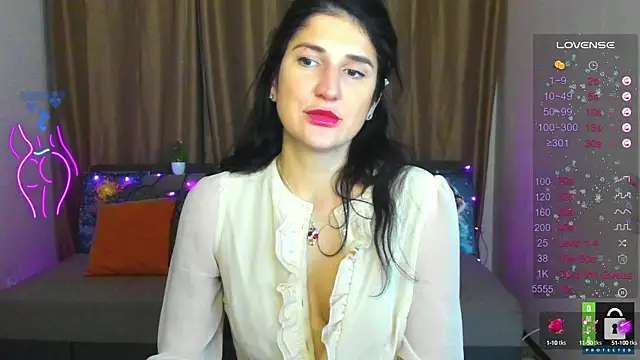 Snapshot of Alianna_Solo_Kisses chatting on January 8, 2025, 12:47 pm Alianna Solo Kisses online show from January 8, 2025, 12:47 pm
