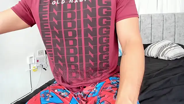 Valerioe online show from March 16, 2025, 2:11 pm