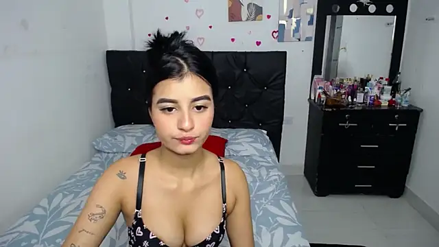 floweer  online show from October 22, 2025, 1:55 pm