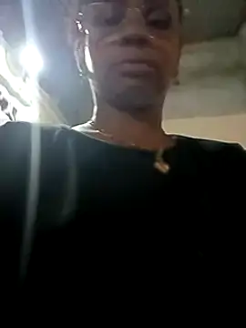 Snapshot of Melanie_candy_ chatting on February 14, 2025, 3:11 am Melanie candy online show from February 14, 2025, 3:11 am