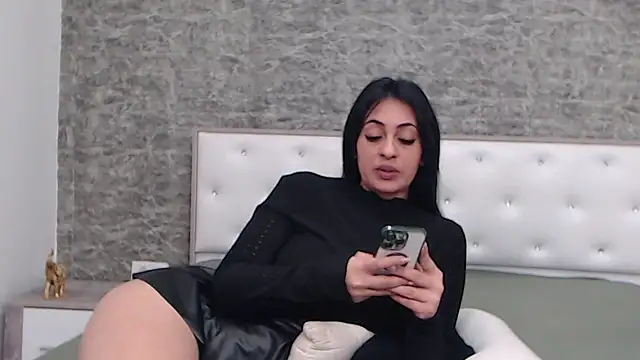 Snapshot of Aimeclark chatting on December 24, 2024, 7:17 am Aimeclark online show from December 24, 2024, 7:17 am