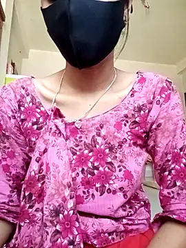 Raya-Moni online show from November 18, 2025, 7:57 am