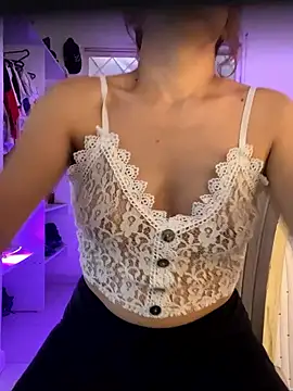 Snapshot of lia_huan chatting on September 30, 2025, 2:11 pm lia huan online show from September 30, 2025, 2:11 pm