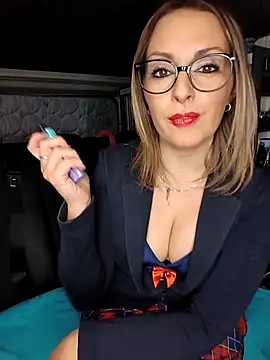 Jade Emeraud online show from February 20, 2026, 9:15 pm