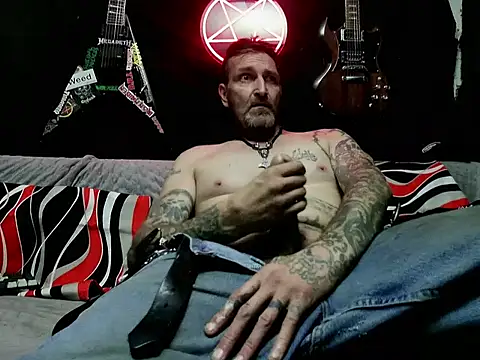 2Hot2gether69 online show from November 10, 2025, 6:56 am