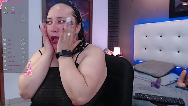 Natasha26  online show from March 5, 2025, 7:06 pm