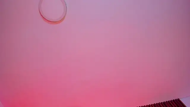 Snapshot of Emiilycollins chatting on January 24, 2025, 12:42 am Emiilycollins online show from January 24, 2025, 12:42 am