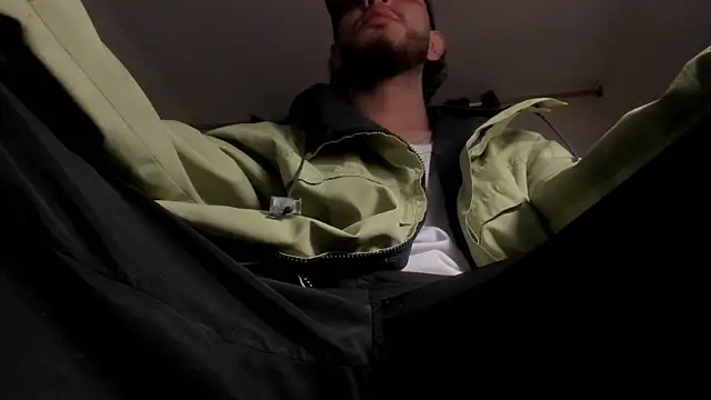 s sven03 online show from June 15, 2026, 11:51 pm