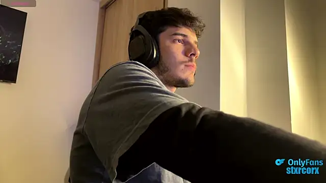 ilytheo online show from October 7, 2025, 5:26 am