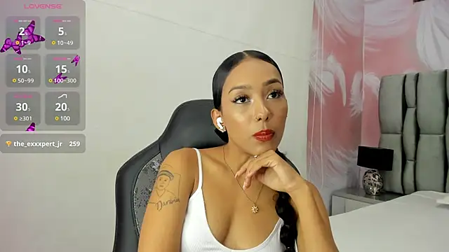 Snapshot of abby_adams20 chatting on March 5, 2025, 9:37 pm abby adams20 online show from March 5, 2025, 9:37 pm