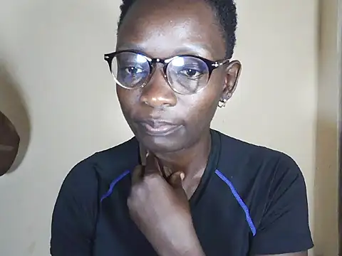 Sexy-BlackGold online show from May 3, 2026, 7:03 am