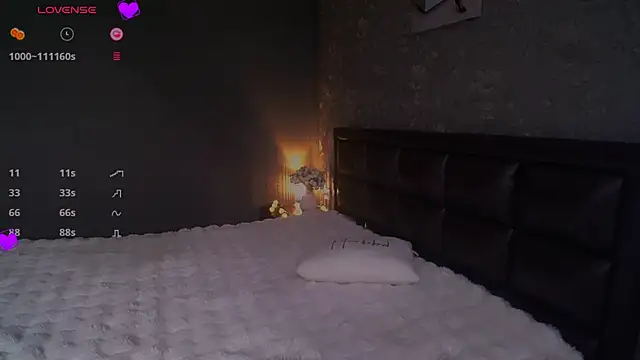 babyleilaa online show from March 8, 2025, 6:05 pm