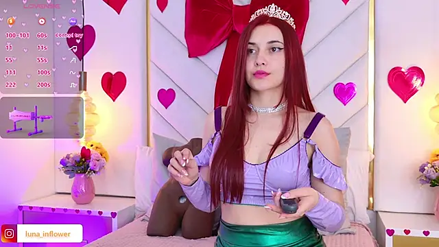 Flor delunaa online show from February 19, 2026, 12:56 pm