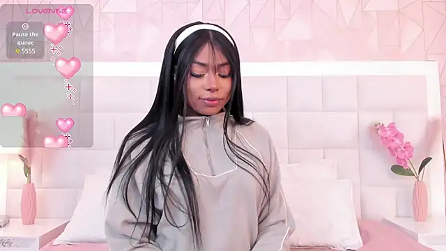 Alisson  Thompson online show from March 18, 2025, 10:48 pm