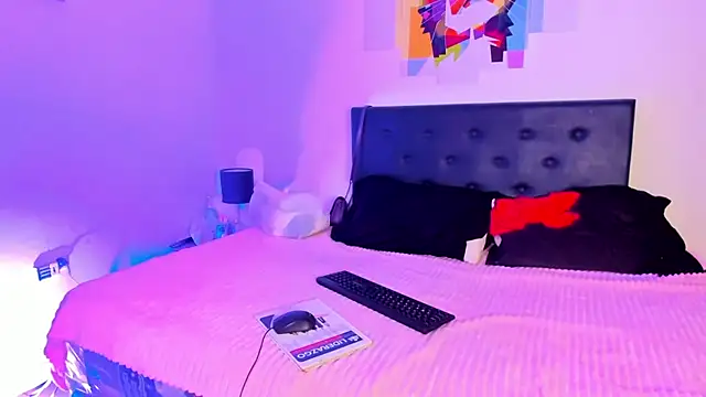 Snapshot of brenda_sofia2 chatting on October 30, 2025, 7:14 pm brenda sofia2 online show from October 30, 2025, 7:14 pm