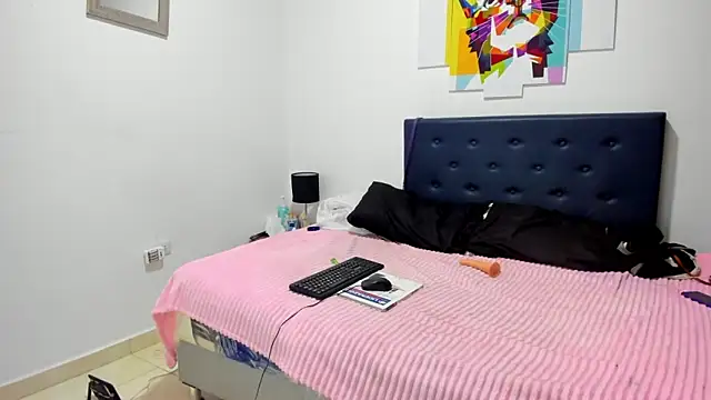 Snapshot of brenda_sofia2 chatting on October 31, 2025, 12:50 pm brenda sofia2 online show from October 31, 2025, 12:50 pm