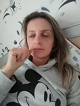 Snapshot of SophyGirl chatting on October 20, 2025, 12:38 pm SophyGirl online show from October 20, 2025, 12:38 pm