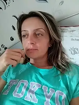 Snapshot of SophyGirl chatting on October 23, 2025, 12:37 pm SophyGirl online show from October 23, 2025, 12:37 pm