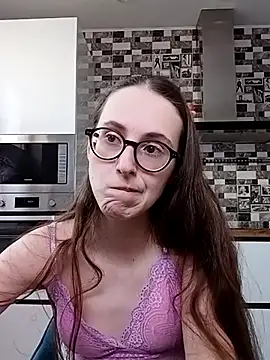 Snapshot of MartiniiSelenna chatting on February 20, 2025, 12:36 pm MartiniiSelenna online show from February 20, 2025, 12:36 pm