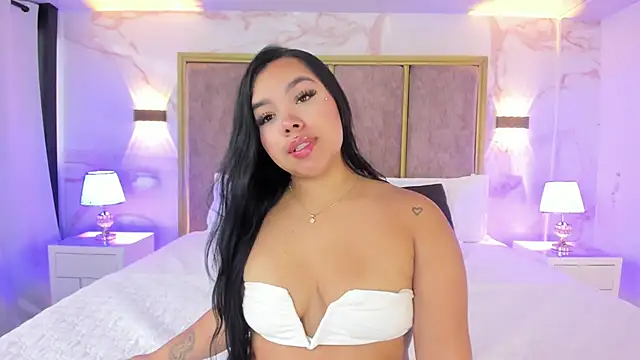 MarianaGarciaa   online show from March 25, 2026, 6:14 pm