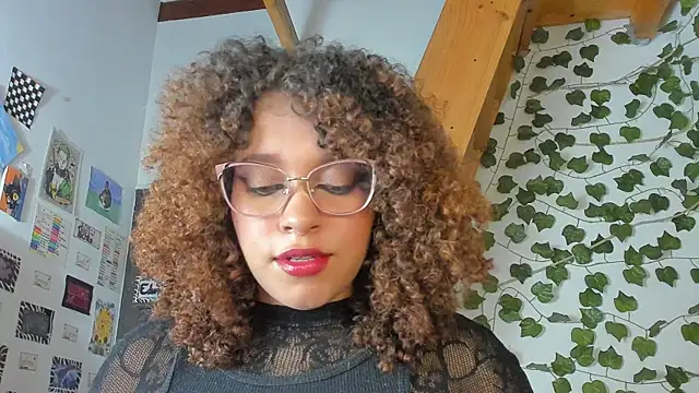 Ada gales  online show from December 5, 2024, 2:53 am