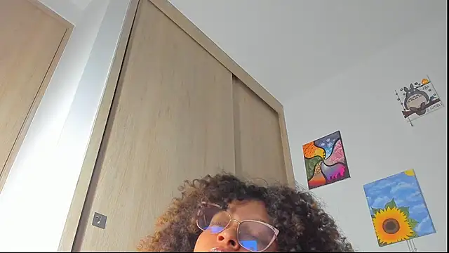 Ada gales  online show from September 25, 2025, 2:48 am