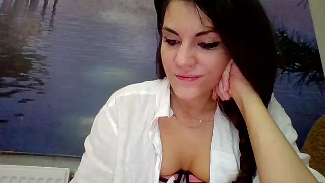 AliceTailor online show from May 28, 2026, 12:19 am