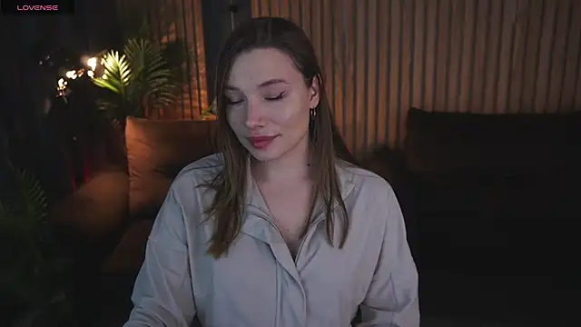 IceDanielles online show from March 3, 2026, 1:50 pm