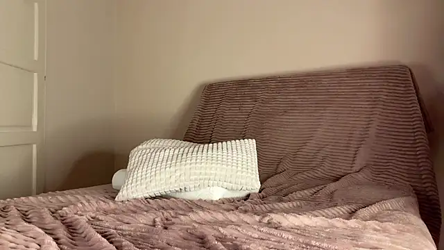 Snapshot of itsmaxxbaby_ chatting on January 17, 2026, 5:34 am itsmaxxbaby online show from January 17, 2026, 5:34 am