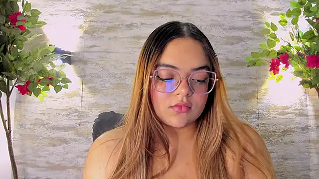 Snapshot of Celeste_Mcs_ chatting on October 31, 2025, 3:40 am Celeste Mcs online show from October 31, 2025, 3:40 am