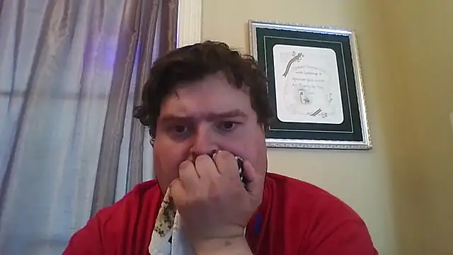 Snapshot of YelpedAverting chatting on October 17, 2025, 8:33 pm YelpedAverting online show from October 17, 2025, 8:33 pm