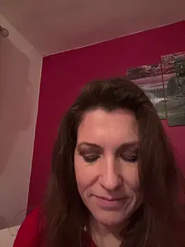 Snapshot of Lwhite1 chatting on February 5, 2025, 12:20 am Lwhite1 online show from February 5, 2025, 12:20 am