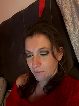 Snapshot of Lwhite1 chatting on November 2, 2025, 11:40 pm Lwhite1 online show from November 2, 2025, 11:40 pm