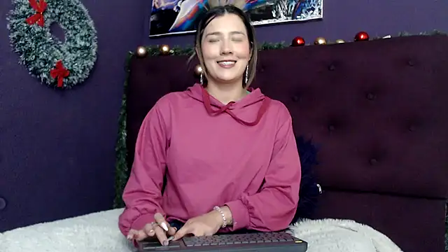 merlinaadams  online show from December 19, 2024, 7:29 pm