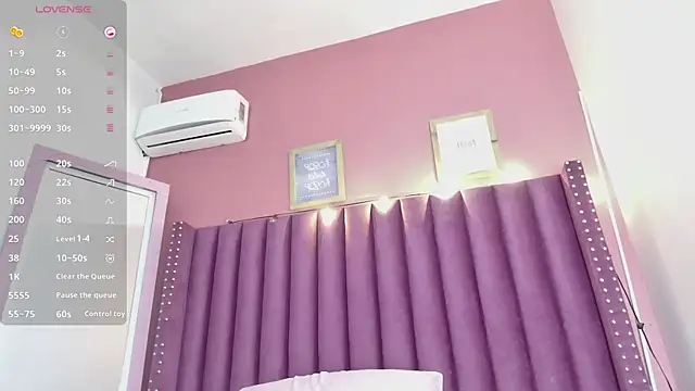 littleebonny online show from September 28, 2025, 7:41 pm