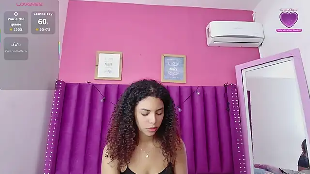 littleebonny online show from November 29, 2025, 1:03 pm