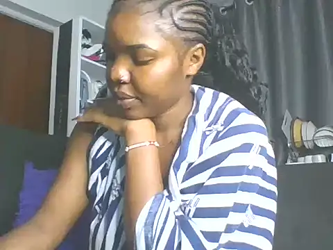 sweet bigclit online show from October 17, 2025, 3:42 am