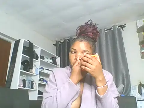 sweet bigclit online show from November 23, 2025, 3:50 am