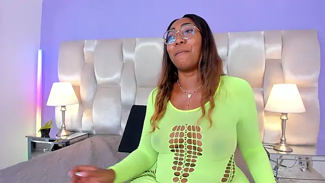 Snapshot of dirtyvictoria chatting on September 28, 2025, 12:27 am dirtyvictoria online show from September 28, 2025, 12:27 am