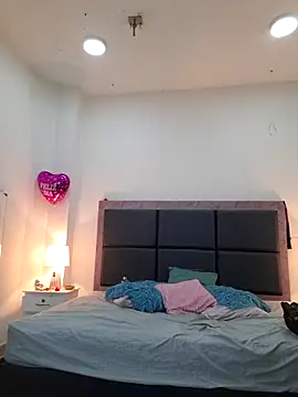 Aslhyn Gomez online show from March 16, 2026, 8:13 pm