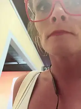 vixendoll87 online show from January 29, 2025, 11:04 pm