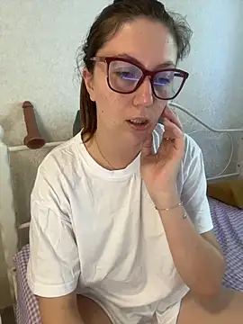 Snapshot of BeatriceTender chatting on May 25, 2026, 1:17 pm BeatriceTender online show from May 25, 2026, 1:17 pm