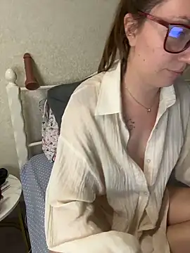 Snapshot of BeatriceTender chatting on May 30, 2026, 8:17 pm BeatriceTender online show from May 30, 2026, 8:17 pm