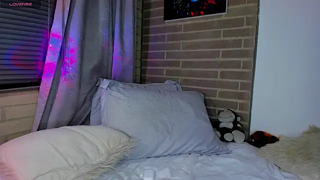 liam oficial02 online show from April 22, 2026, 3:20 am